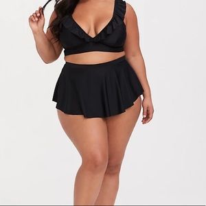 Torrid Black Hi-Low Skim Skirt